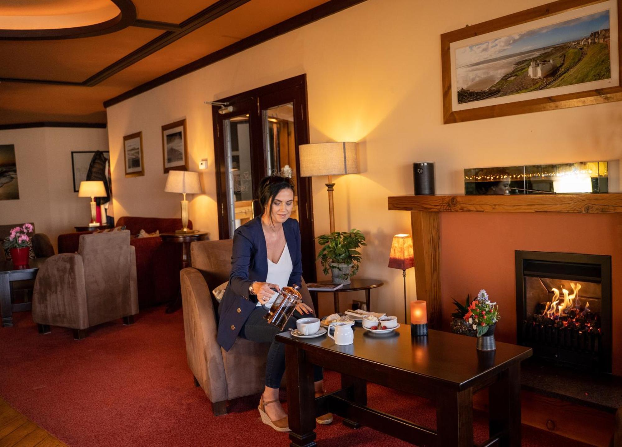Waterfront House & Restaurant Hotel Enniscrone Buitenkant foto