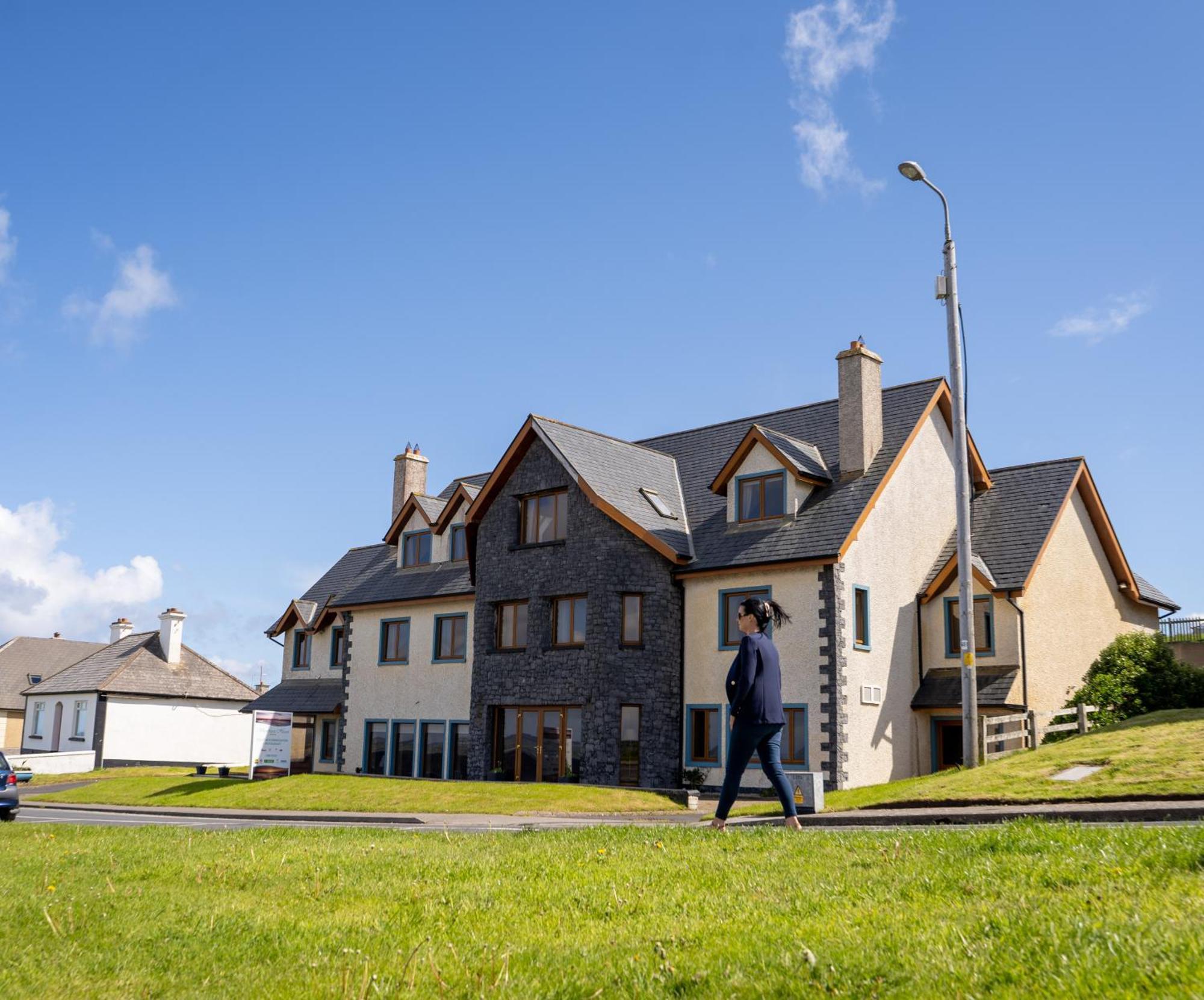 Waterfront House & Restaurant Hotel Enniscrone Buitenkant foto