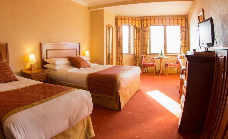 Waterfront House & Restaurant Hotel Enniscrone Buitenkant foto