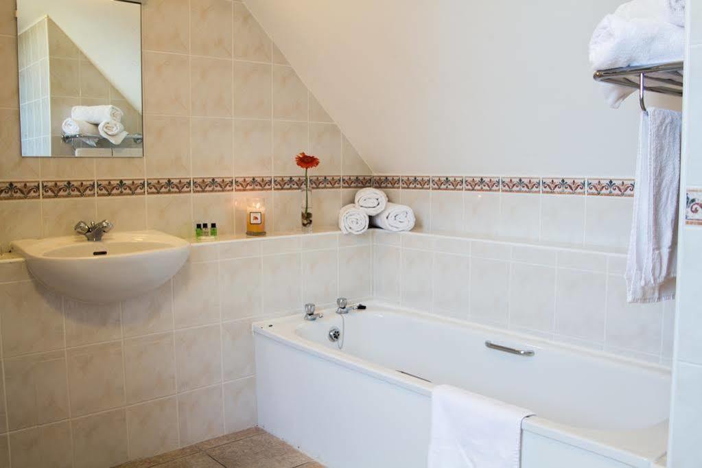 Waterfront House & Restaurant Hotel Enniscrone Buitenkant foto
