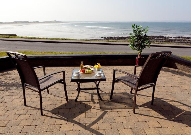 Waterfront House & Restaurant Hotel Enniscrone Buitenkant foto